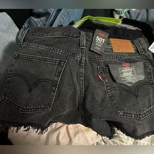 Levi’s Mid ride shorts